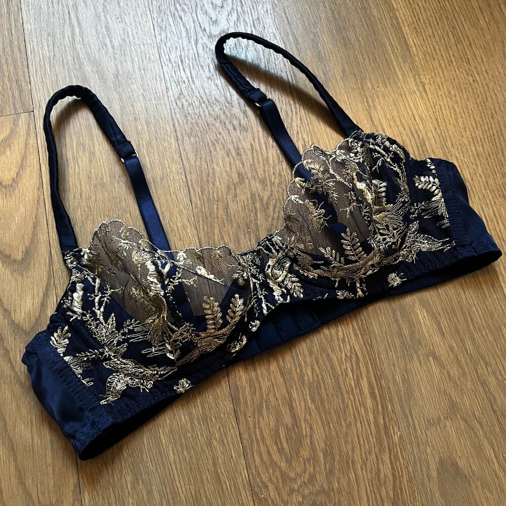 Coco de Mer The V&A Golden Heron Silk Plunge Bra
